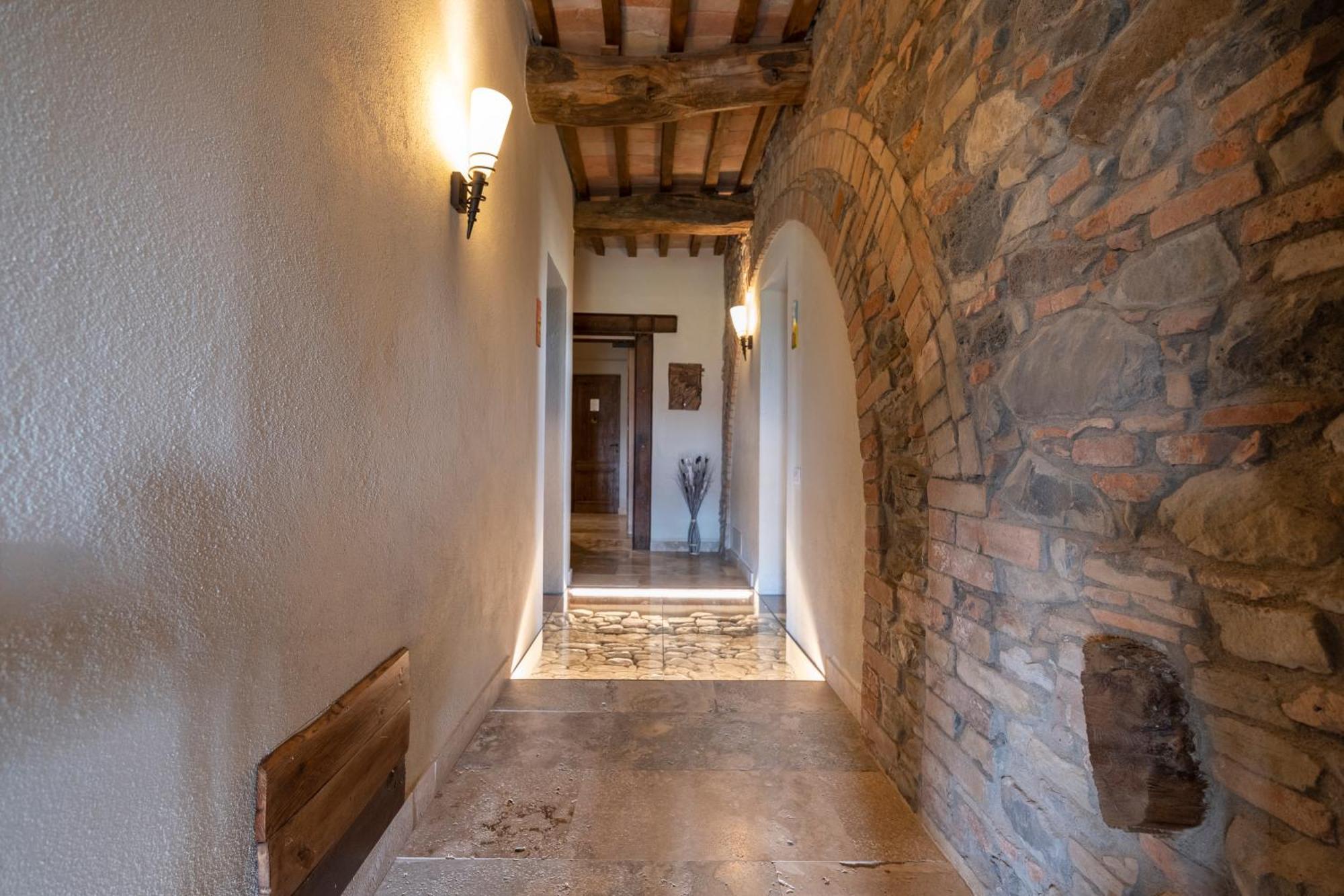 Casa Al Maestro B&B Radicofani Exterior photo